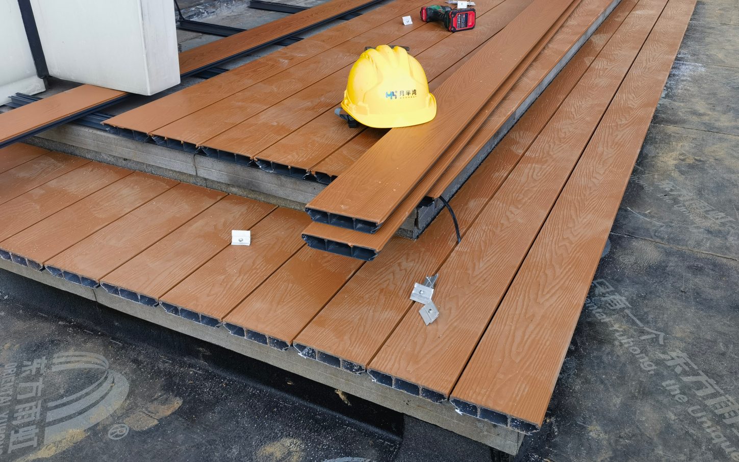 铝合金户外地板